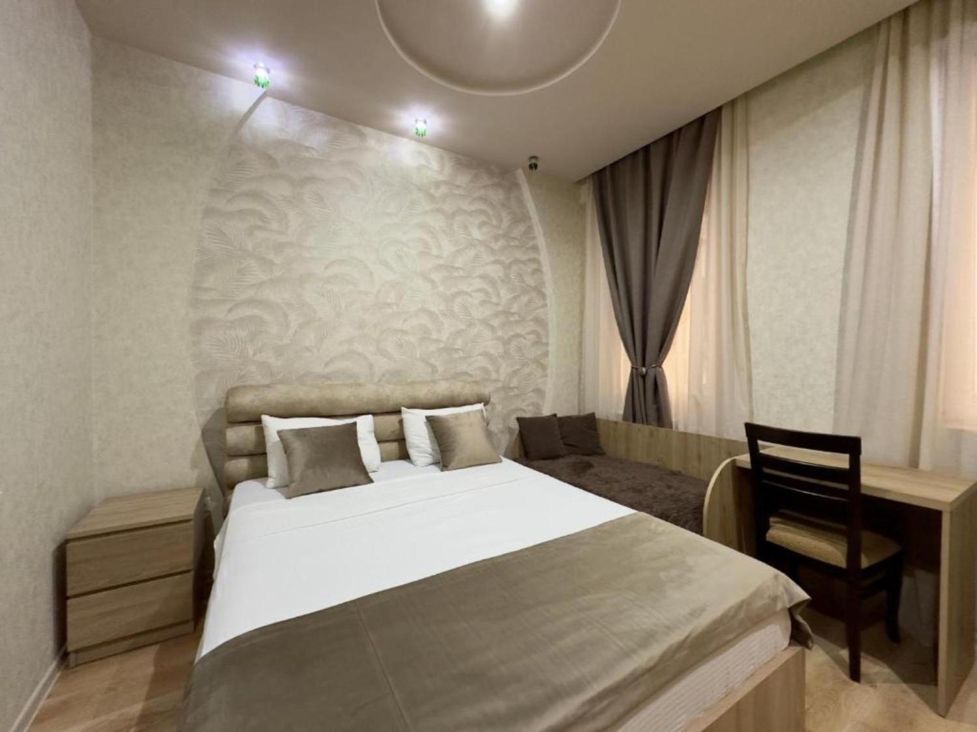 Grand Home Batumi Quarto foto